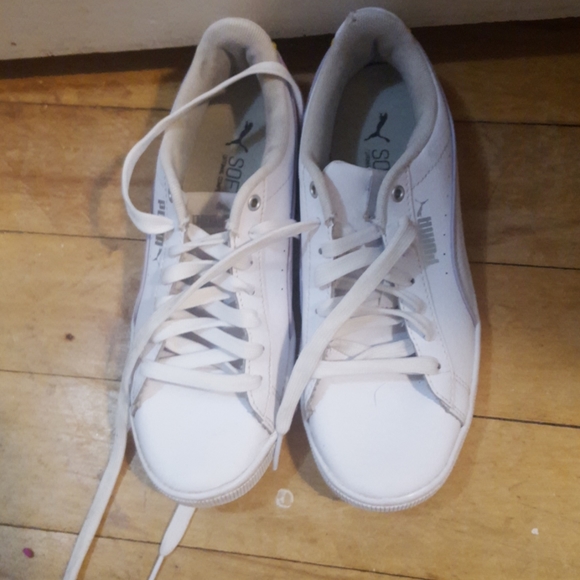 Womaens shoes - Picture 2 of 3